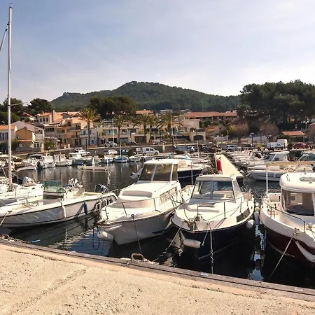 Nice Apartment In Saint-Cyr-Sur-Mer *