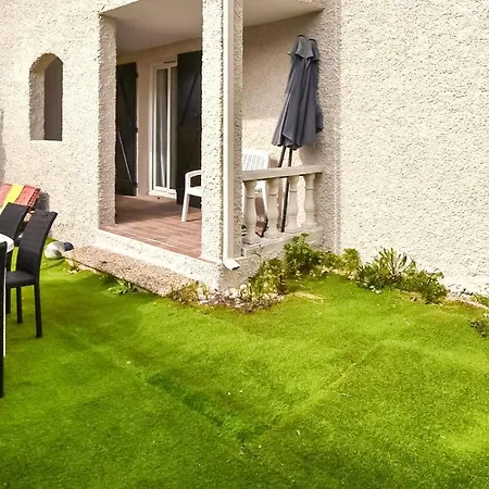 Nice Apartment In Saint-Cyr-Sur-Mer *