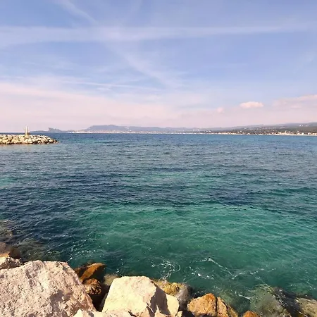 Nice Apartment In Saint-Cyr-Sur-Mer Apartamento *